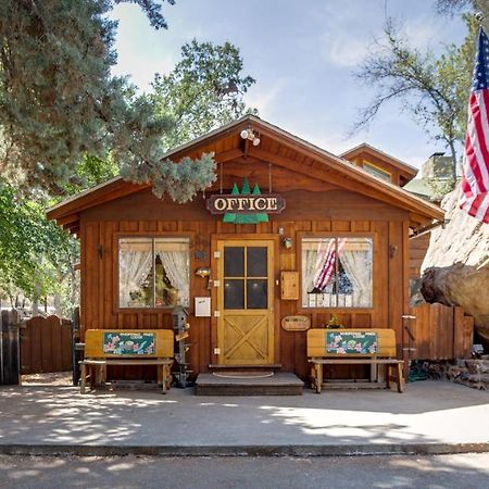 Whispering Pines Lodge Kernville Exterior photo